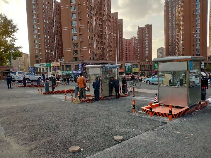 撫順醫(yī)院大型車牌識別停車場收費系統(tǒng)
