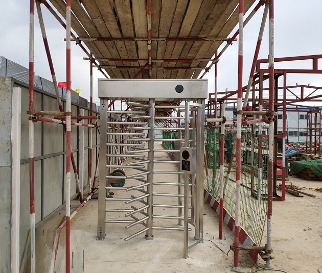 沈陽紫提東郡工地全高轉(zhuǎn)閘門禁