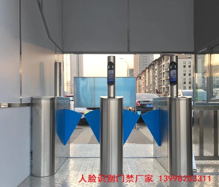 建筑工地門禁系統(tǒng)廠家沈陽有嗎？人臉識別進出LED顯示